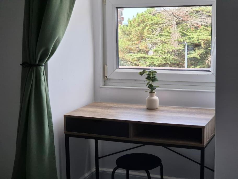 #26C 2 Bed Apartment Portsmouth Bagian luar foto